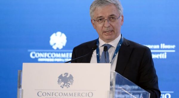 Franco “Evitare assolutamente un’altra recessione”