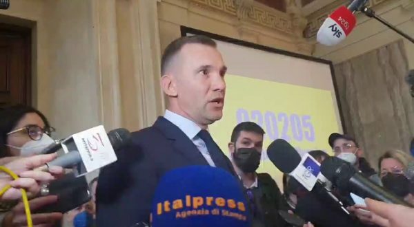 Ucraina, Shevchenko “Vogliamo essere parte dell’Europa”