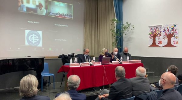 Contribuzione fiscale tra diritto ed etica, confronto a Palermo