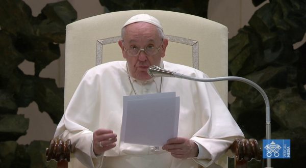 Papa Francesco “Lo sport sia testimone di fraternità e pace”