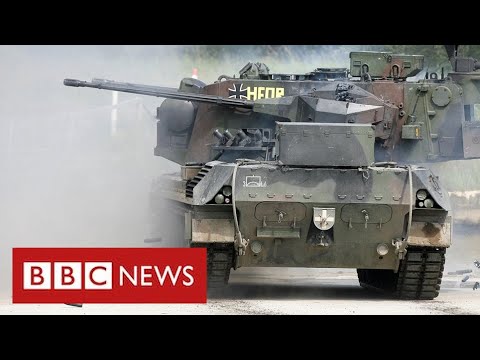 Germany sends tanks to Ukraine as US says Russia “will be defeated” – BBC News