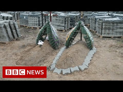 Life under Russian forces in Bucha, Ukraine – BBC News