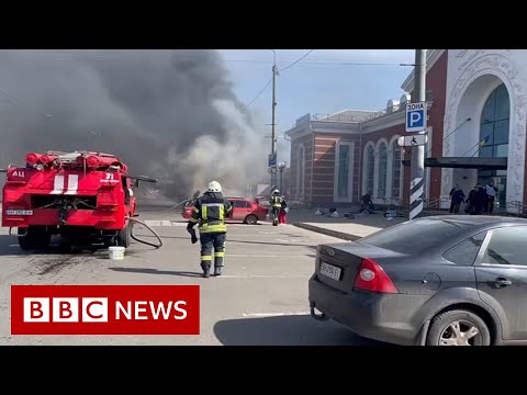 Dozens dead after Ukraine railway station hit by rockets – BBC News