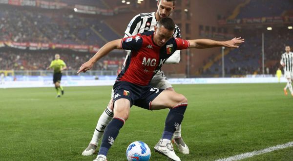 Criscito stavolta non sbaglia, Genoa-Juventus 2-1