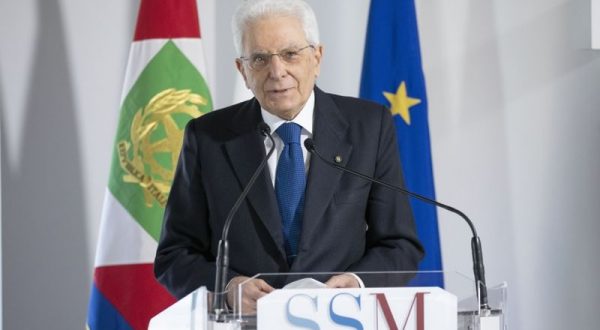 Mattarella “Da operato magistrati assassinati lezione di comportamento”