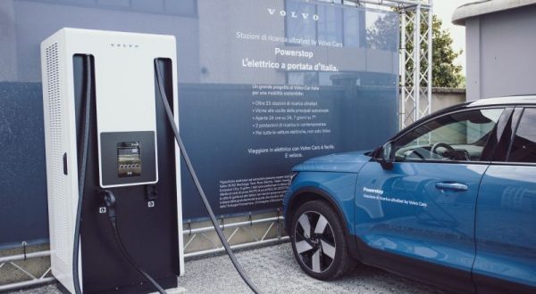 Volvo, arriva anche in Piemonte la rete ultrafast di ricarica