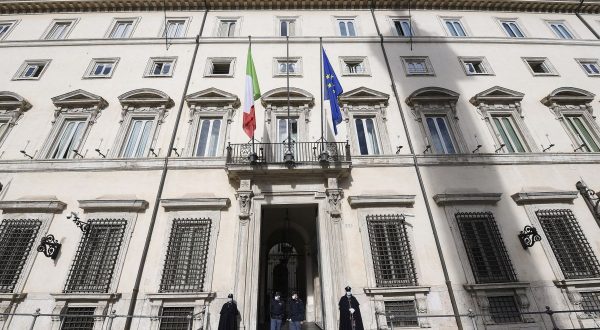 Ddl Concorrenza, ok del Cdm a porre la questione di fiducia