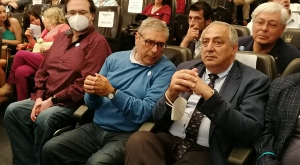 Comunali Palermo, Lagalla abbraccia Cuffaro “Ha ammesso i suoi errori”