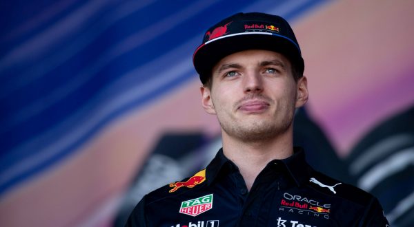 Doppietta Red Bull in Spagna, vince Verstappen davanti a Perez