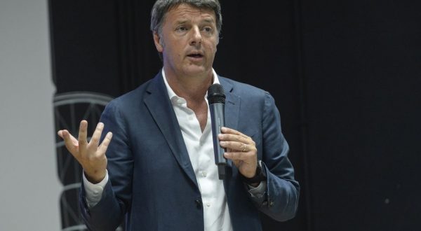 Ucraina, Renzi “Salvini a Mosca? Il problema non è se va, ma se torna”