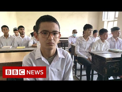 Afghanistan pupils in fear after Islamic State attacks – BBC News