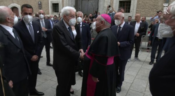 Mattarella a Nusco per i funerali di De Mita