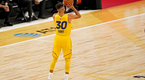 Golden State pareggia sull’1-1 la finale Nba con Boston