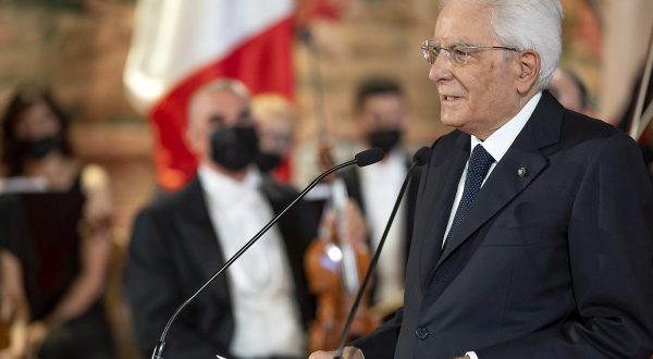 Mattarella “Il successo del Pnrr centrale per la crescita”