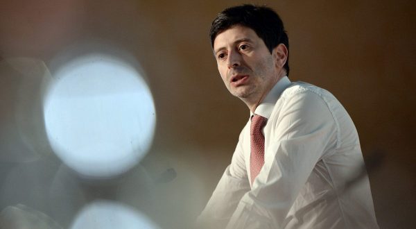 Covid, Speranza “Trasformare la crisi in opportunità di rilancio”