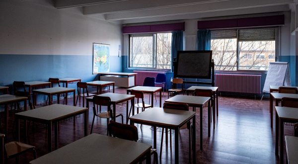 Le mascherine non saranno obbligatorie agli esami di maturità