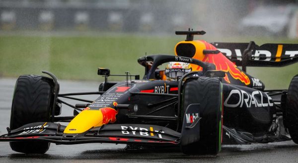 Pole position per Verstappen al Gp del Canada