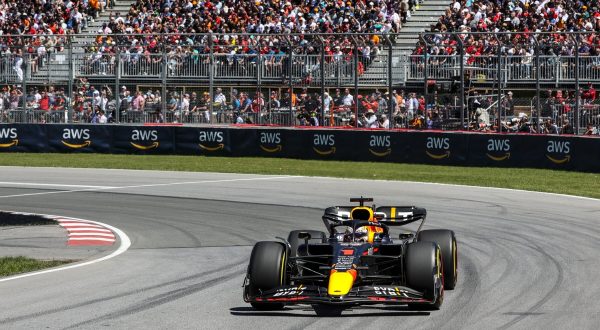 Verstappen vince in Canada davanti a Sainz, 5° Leclerc