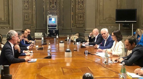 Gelmini incontra governatori, avanti con Ddl su autonomia