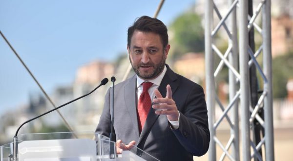 Sicilia, Cancelleri “Non mi candido, ma resto nel Movimento 5 Stelle”