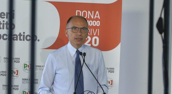 Letta “Sosteniamo questo governo, non altri”