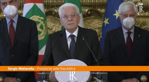 Mattarella “Non sono consentite pause contro la crisi”