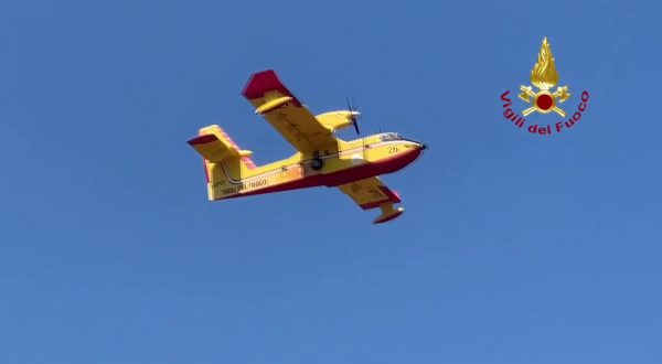 Incendi in Portogallo,  partiti due Canadair dall’Italia