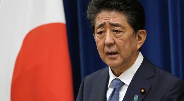 Giappone, ex premier Abe in condizioni critiche dopo attentato