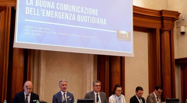 L’83% degli italiani si è imbattuto in almeno una fake news sul Covid