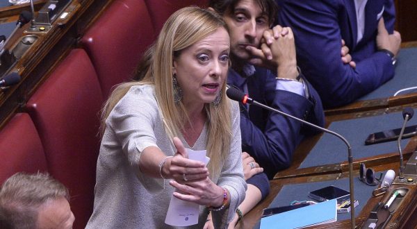 Meloni “Basta giochi di palazzo, elezioni subito”