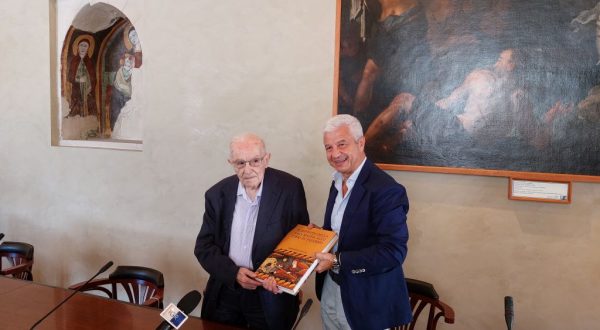 Rettore UniPa incontra neolaureato magistrale di 99 anni