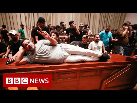 Protesters storm Iraqi parliament building in Baghdad – BBC News