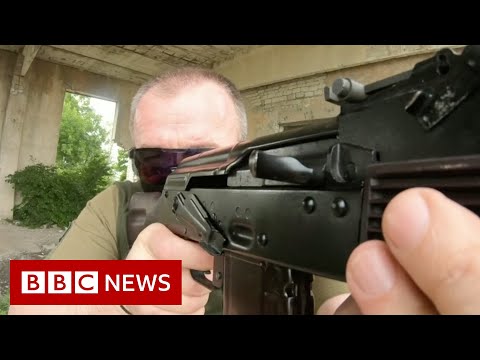 Ukraine’s ‘shadow army’ working behind Russian lines to free Kherson – BBC News