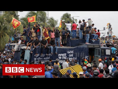 Protesters storm Sri Lanka presidential residence – BBC News