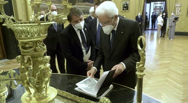 Mattarella alla presentazione del Rapporto annuale dell’Inps