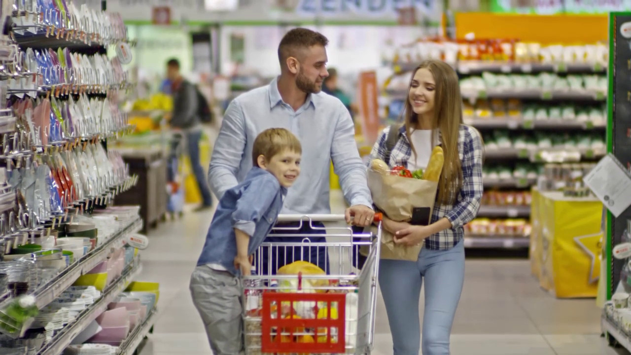 L’inflazione “mangia” i consumi, record di spese obbligate