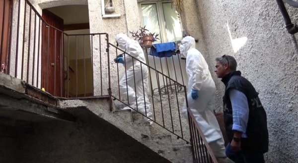 Donna uccisa a Catania, fermato il figlio