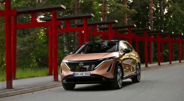 Nissan Ariya, primo coupé crossover 100% elettrico