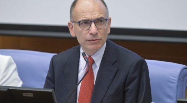 Letta rilancia la dote per i 18enni. E sulle alleanze “non metto veti”