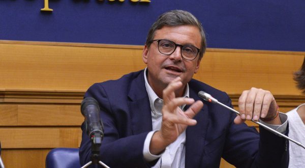 Elezioni, Calenda “Accordo con PD può essere cancellato, no annacquato”