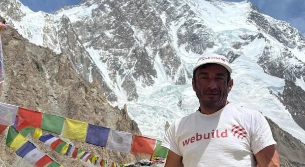 Con il supporto di Webuild Mattia Conte sulla vetta del Broad Peak