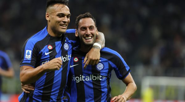 Lautaro, Calhanoglu e Correa in gol, Inter-Spezia 3-0