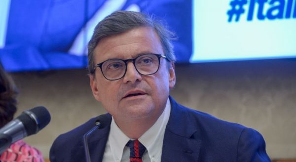 Elezioni, Calenda “Disponibile a un confronto tv tra partiti”