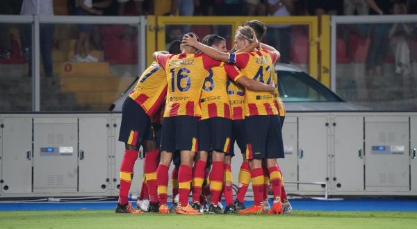 Lecce-Empoli 1-1, Strefezza risponde a Parisi