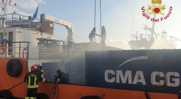 Scoppio al porto di Crotone, tre morti e due feriti