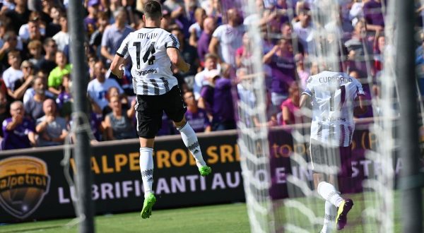 Milik illude la Juve, poi Perin la salva: 1-1 a Firenze