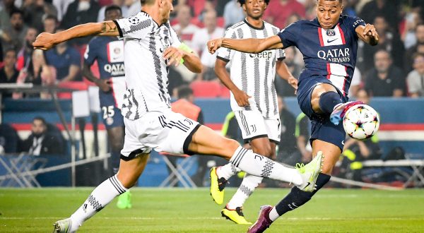 McKennie non basta, doppietta Mbappè, Psg-Juve 2-1