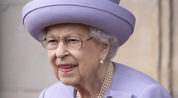 Uk, è morta la regina Elisabetta II