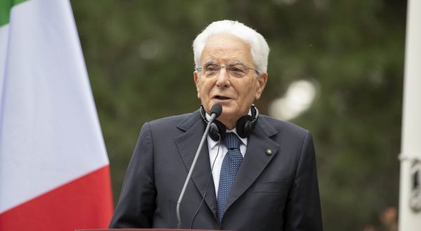 Mattarella “Superare le resistenze sul tetto al prezzo del gas”