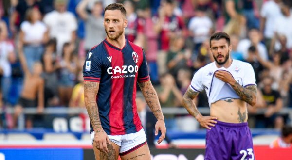 Il Bologna vince in rimonta, Fiorentina battuta 2-1